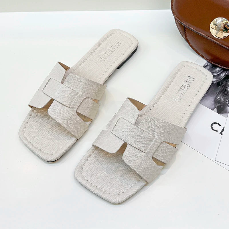 Chic Beach Flat Sandals for Women