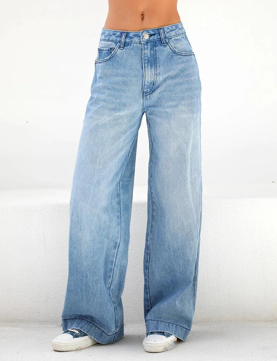 Relaxed Fit High Waist Jeans