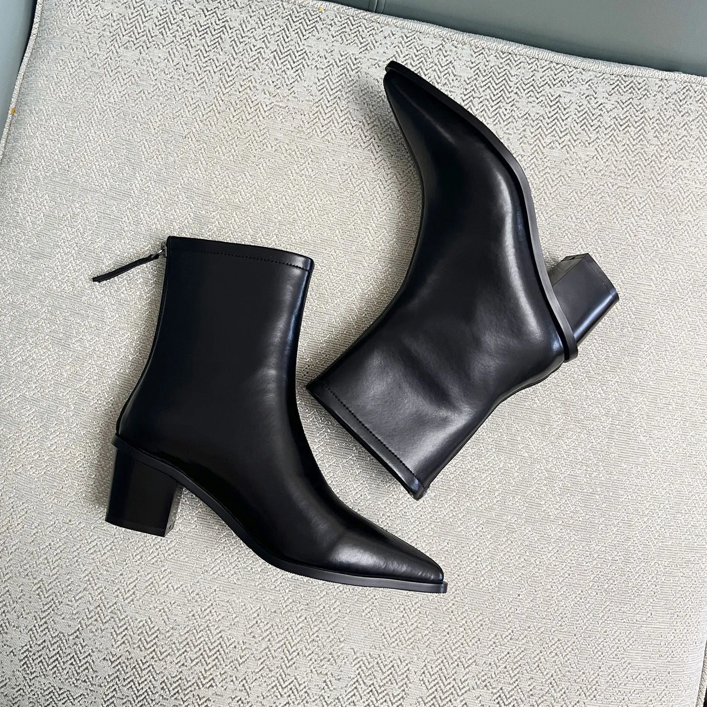 Trendy Leather Heeled Ankle Boots for All-Season Wear